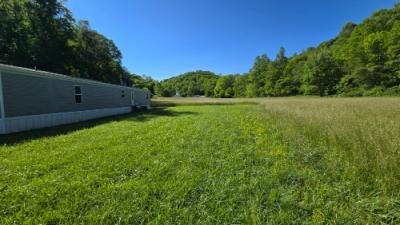 Photo 4 of 13 of home located at 2499 Sacker Rd Manchester, KY 40962