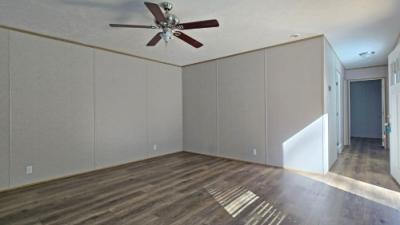 Photo 5 of 13 of home located at 2499 Sacker Rd Manchester, KY 40962