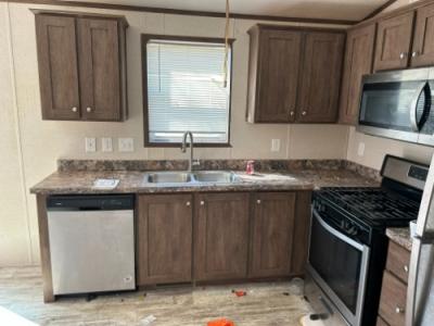 Photo 3 of 6 of home located at 146 Arhaven Dr Newton Falls, OH 44444