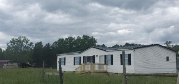 2005 LONESTAR Mobile Home For Sale