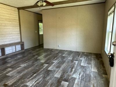 Photo 2 of 14 of home located at 1922 Old Anniston Ga Gadsden, AL 35905