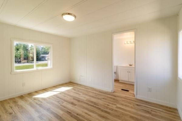 1982 BAIN Manufactured Home