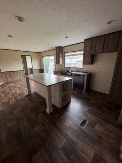 Photo 4 of 14 of home located at 162 Charlotte St Gray, LA 70359