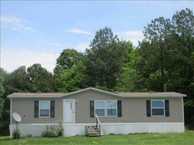 Mobile Home at 2477 Cove Spring Rd Boaz, AL 35956