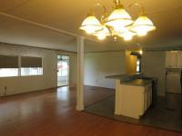 1975 OakP Manufactured Home