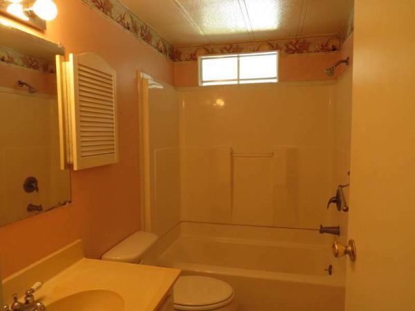 1975 OakP Manufactured Home