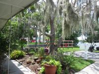 1975 OakP Manufactured Home