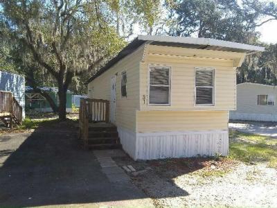 Mobile Home at 4943 E. Hillsborough Ave, Lot 31 Tampa, FL 33610