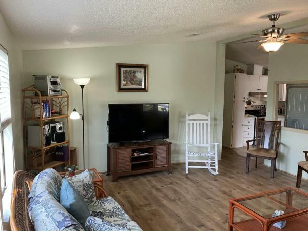 1987 Fleetwood HS Manufactured Home