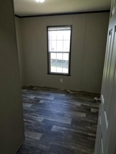 Photo 2 of 6 of home located at 3000 Tuttle Creek Blvd., #511 Manhattan, KS 66502