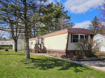 Mobile Home at 376 Woodland Dr Oakland Township, MI 48363