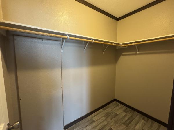 2016 Clayton Mobile Home