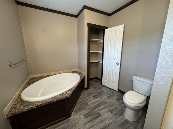 2016 Clayton Mobile Home