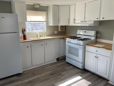 Photo 3 of 10 of home located at 515 Apple Ct Oakland Township, MI 48363