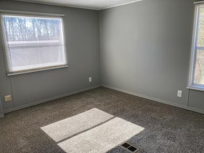 Photo 5 of 10 of home located at 515 Apple Ct Oakland Township, MI 48363