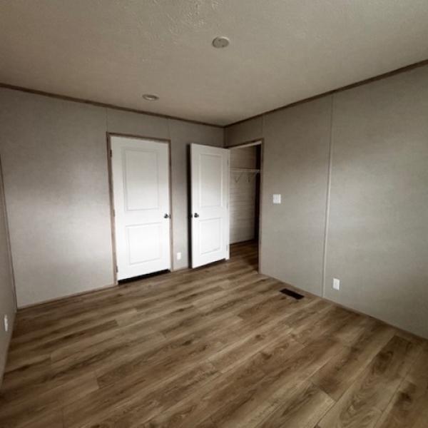 Photo 1 of 2 of home located at 7803 St Andrews Church Rd.#0016 Louisville, KY 40214