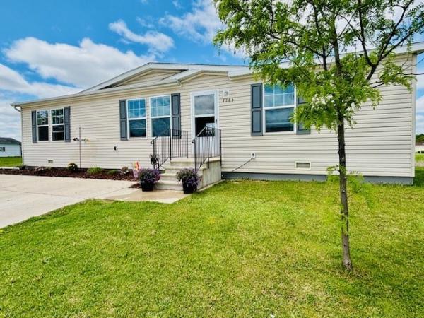 2018 Clayton 81NET28523BH19 Mobile Home
