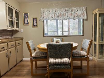 Photo 4 of 8 of home located at 1006 Fountainview Lake Drive Lakeland, FL 33809