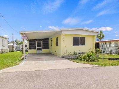 Mobile Home at 11015 Falcon Drive Dade City, FL 33525