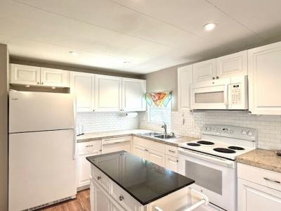 Photo 4 of 37 of home located at 1071 Donegan Road Lot 614 Largo, FL 33771