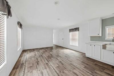 Photo 5 of 17 of home located at 6700 Jefferson Paige Rd,90 Shreveport, LA 71119