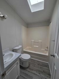 2000 Skyline Manufactured Home