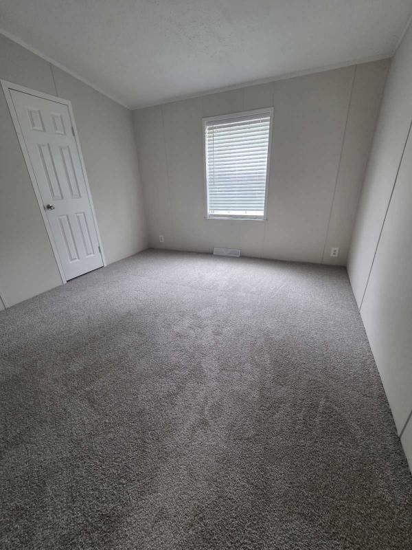2000 Skyline Manufactured Home