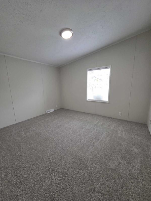 2000 Skyline Manufactured Home