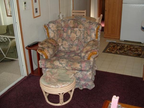 1999 Sunlake Manufactured Home