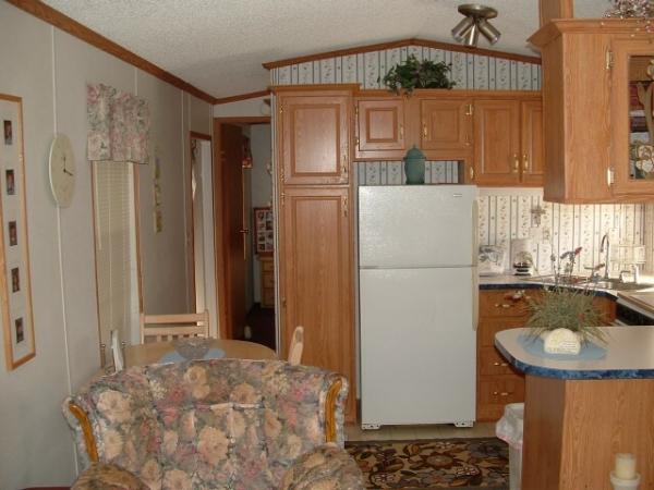 1999 Sunlake Manufactured Home