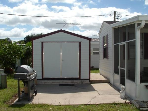 1999 Sunlake Manufactured Home