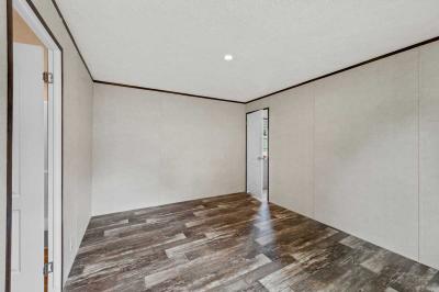 Photo 5 of 12 of home located at 6700 Jefferson Paige Rd,38 Shreveport, LA 71119