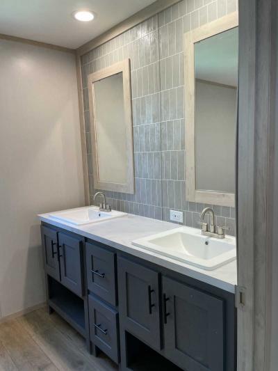 Photo 5 of 9 of home located at 1409 Rosharon Rd., #41Av Alvin, TX 77511