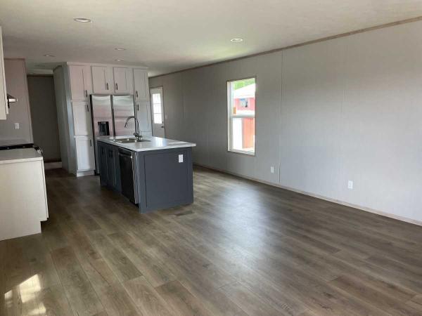 2025  Mobile Home For Sale