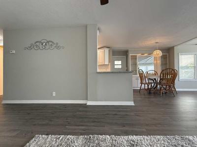 Photo 5 of 33 of home located at 2121 Miramont Circle Valrico, FL 33594
