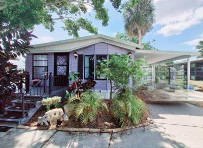 Photo 2 of 28 of home located at 2206 Chaney Drive, Lot 305 Ruskin, FL 33570