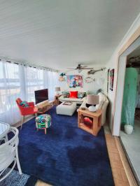 1990 Manufactured Home