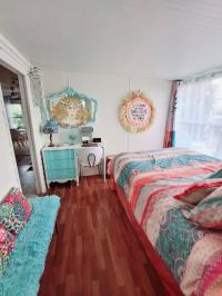 1990 Manufactured Home