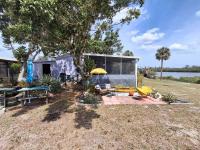 1990 Manufactured Home