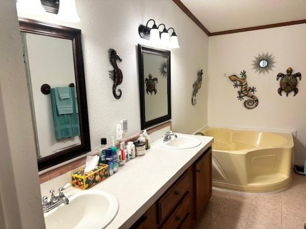 1999 Palm Harbor Manufactured Home