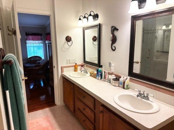 1999 Palm Harbor Manufactured Home