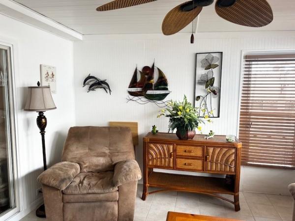 1999 Palm Harbor Manufactured Home