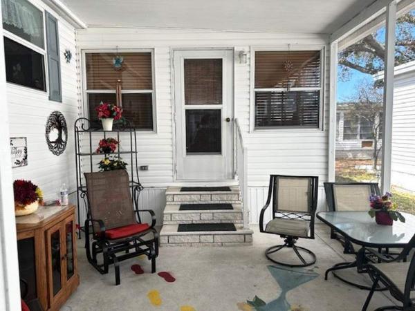 1999 Palm Harbor Manufactured Home