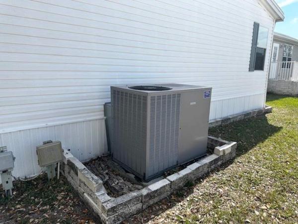 1999 Palm Harbor Manufactured Home