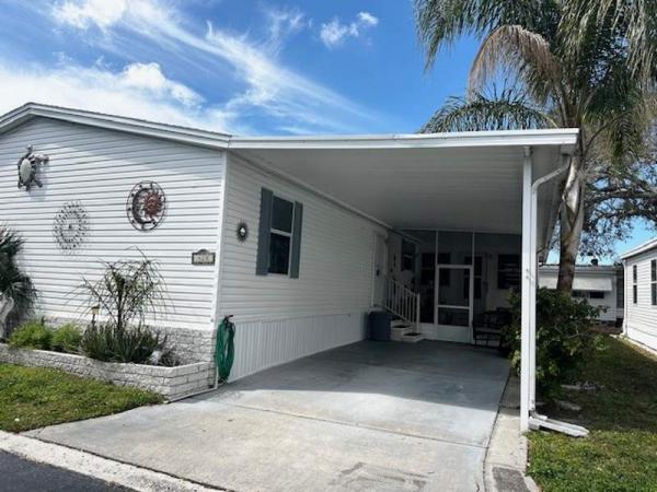 1999 Palm Harbor Manufactured Home