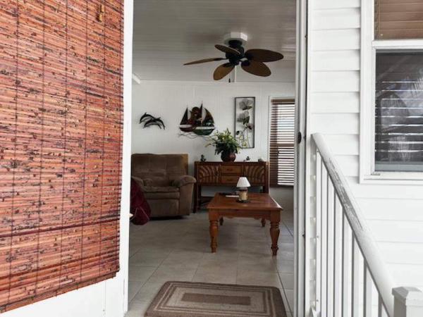 1999 Palm Harbor Manufactured Home