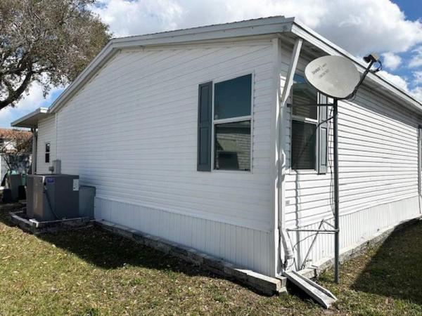1999 Palm Harbor Manufactured Home