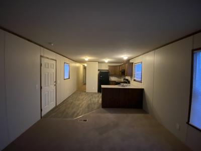 Photo 2 of 9 of home located at 900 Cour Retta Warren, MI 48091