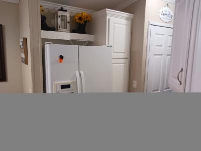 Photo 5 of 10 of home located at 900 Old Combee Rd 027 Lakeland, FL 33805