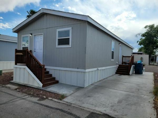 2022 Clayton - Buckeye AZ Mobile Home For Rent